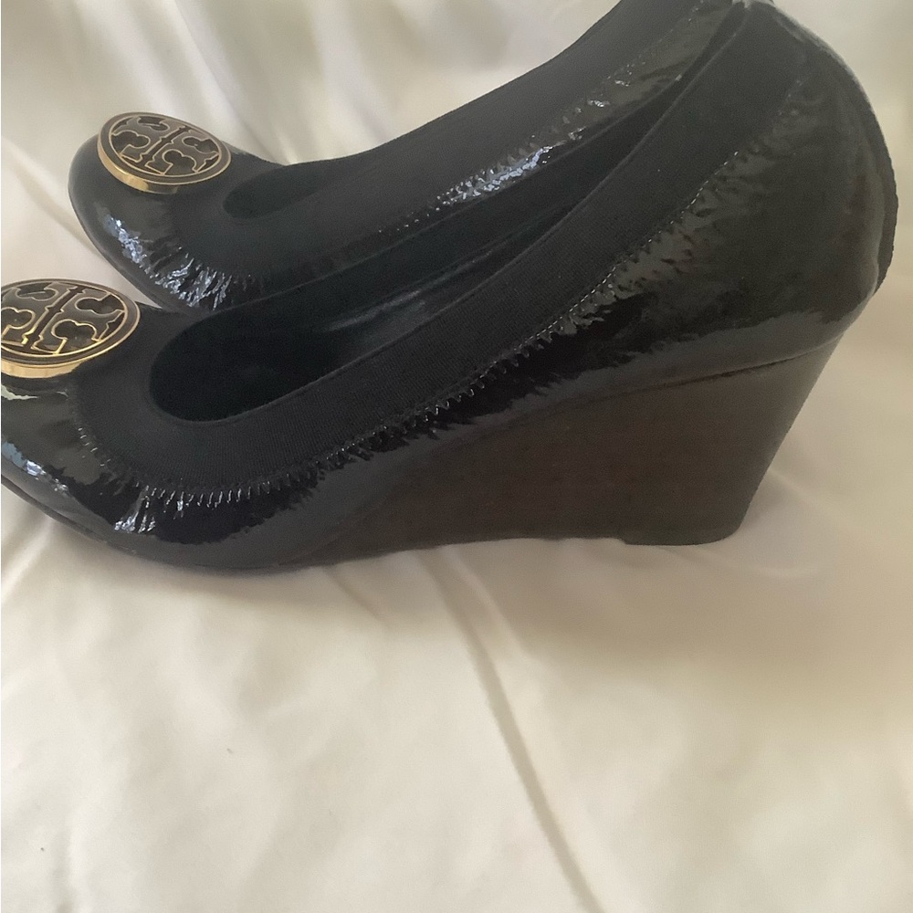 Tory Burch Shiny Black Wedges Like new! - Picture 2 of 6